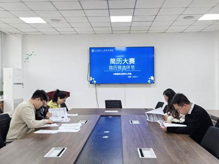 f3c986bb11126219d564b533b48e6b33